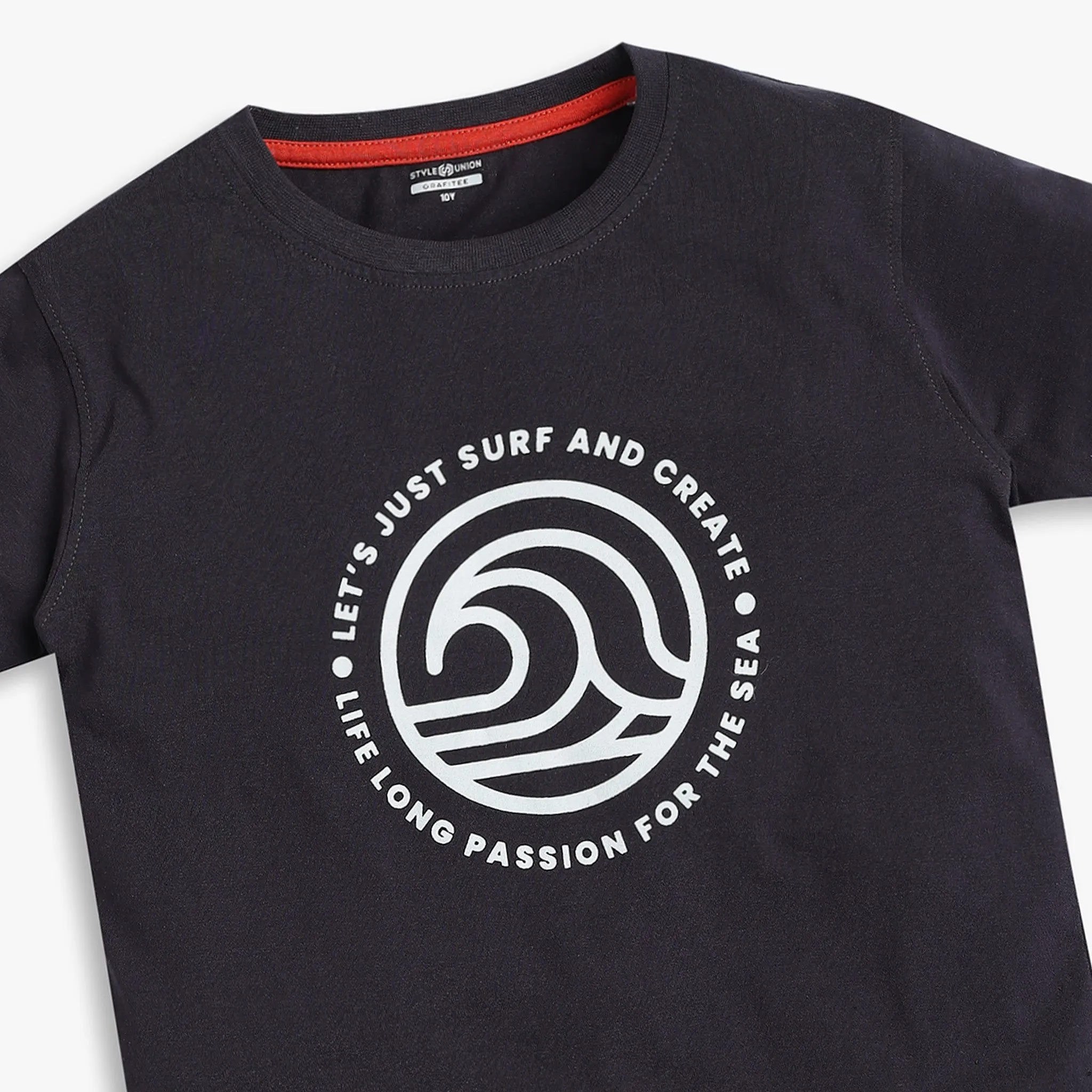 Boys Regular Fit Graphic T-Shirt