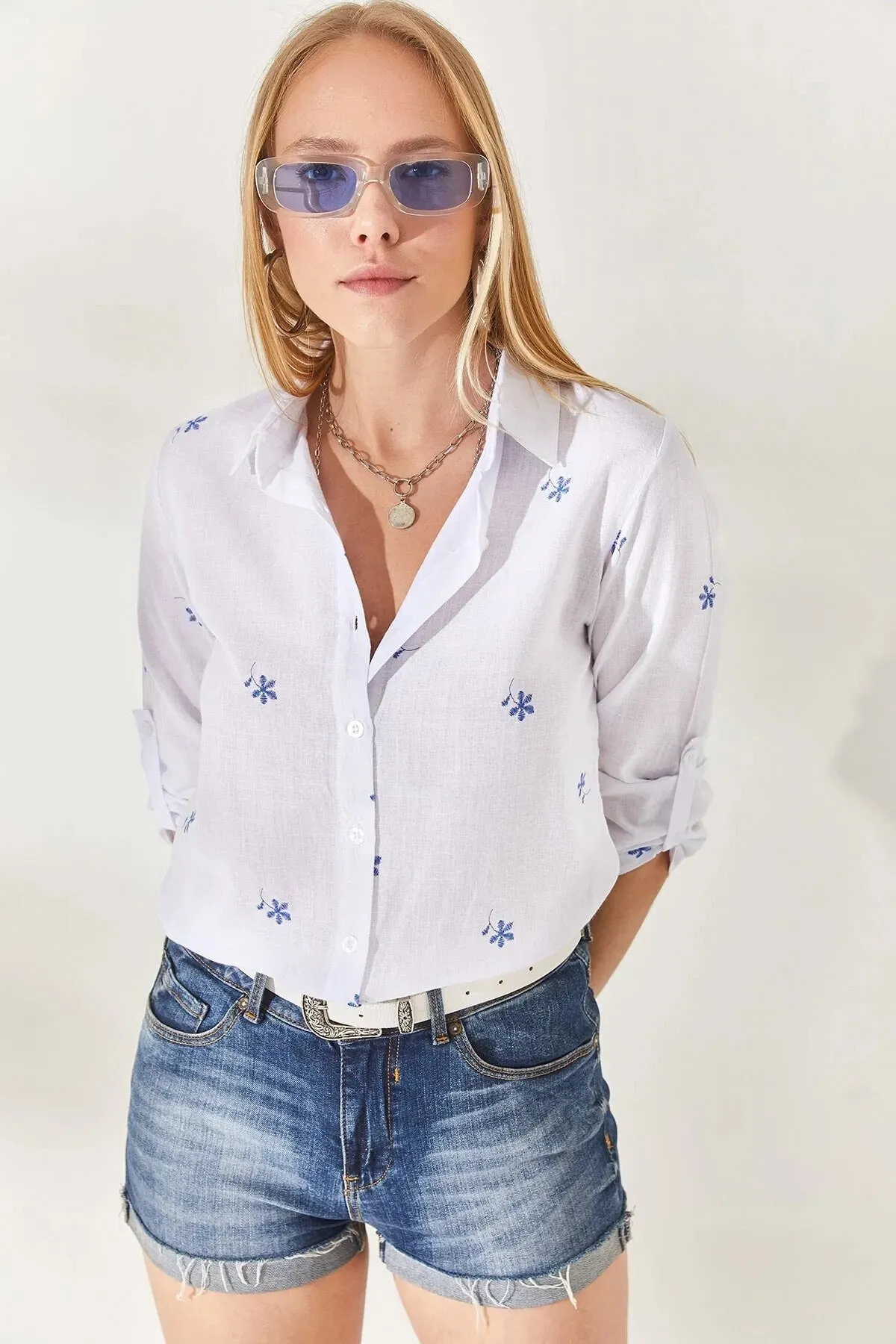Mini Blue Floral White Linen Blouse